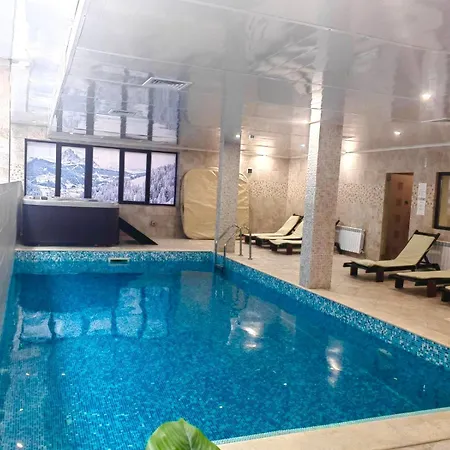 Dreaming With Tree Mountain View *