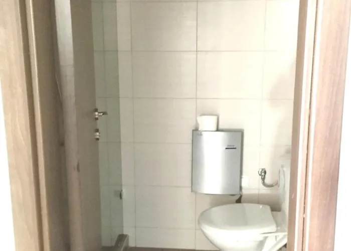 Dreaming With Tree Mountain View *