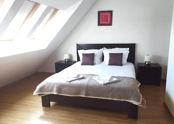 Dreaming With Tree Mountain View Borovec