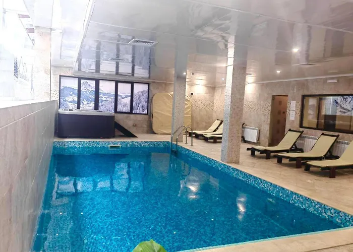 Dreaming With Tree Mountain View *